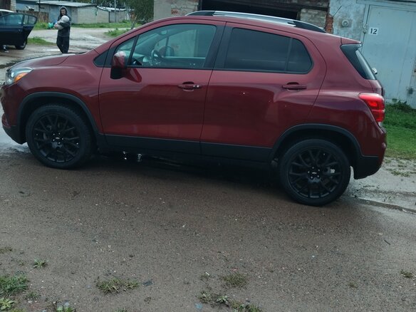 2020 Chevrolet Trax I Рестайлинг, пурпурный, 1400000 рублей - вид 6