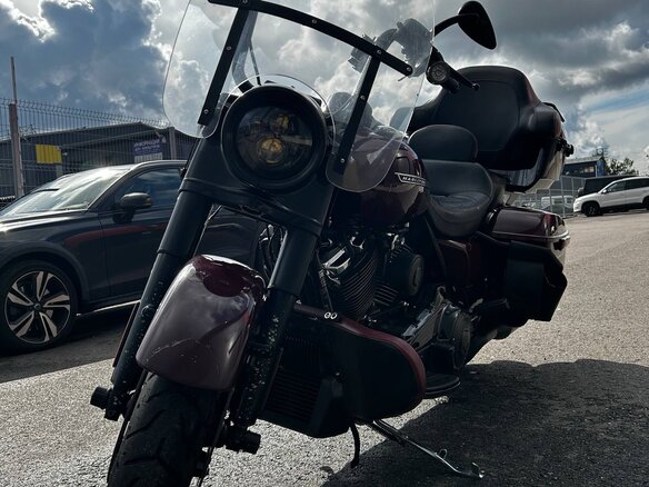 2019 Harley-Davidson Road King Special, красный, 1700000 рублей - вид 17