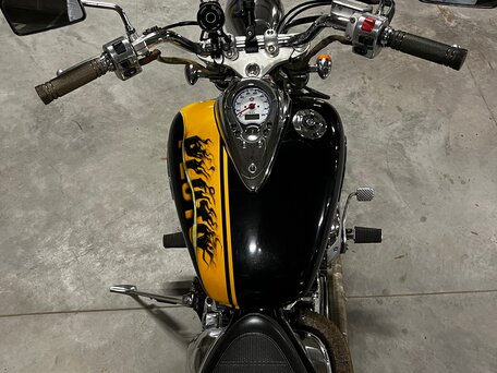 2004 Yamaha XVS400 Drag Star, чёрный, 440000 рублей, вид 4