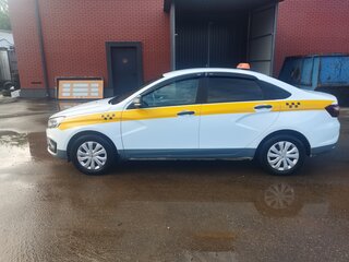 2024 Lada (ВАЗ) Vesta I Рестайлинг (NG), белый, 950000 рублей, вид 2