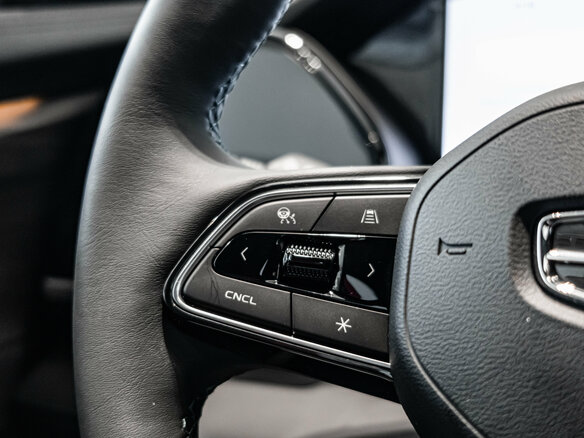 2026 Geely Monjaro I, серый, 4954990 рублей - вид 18