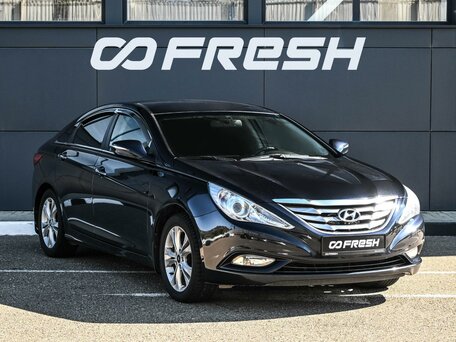 Hyundai Sonata VI (YF)