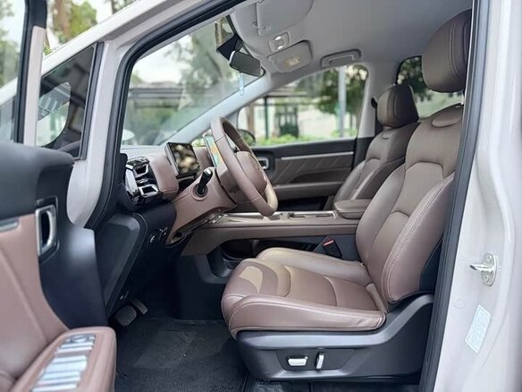 2026 Wuling Starlight 730, серебристый, 2065000 рублей - вид 7