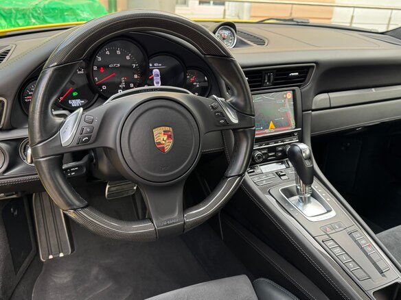2015 Porsche 911 Carrera 4 GTS VII (991), жёлтый - вид 6