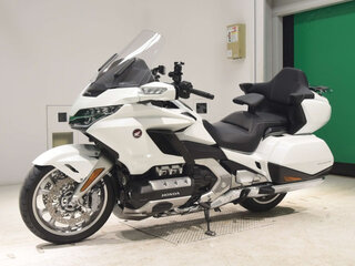 2018 Honda GL 1800 Gold Wing, белый, 2250000 рублей, вид 4