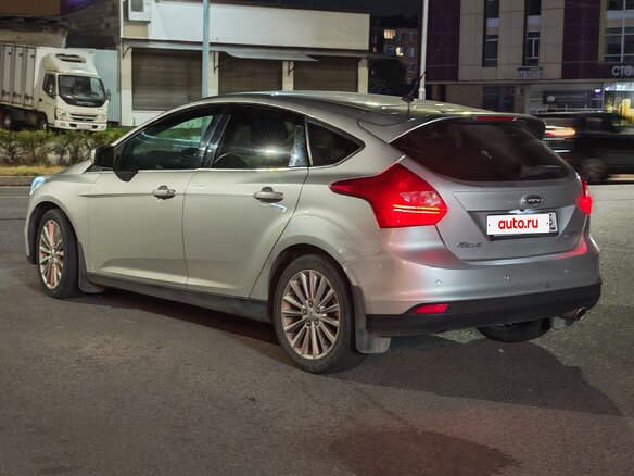 2011 Ford Focus III, серебристый, 780000 рублей - вид 5