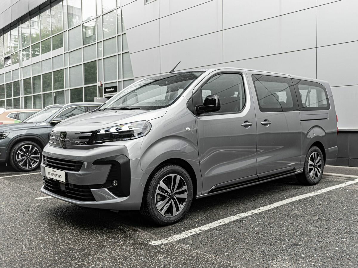 Открыть фотографии: Peugeot Traveller I Рестайлинг
