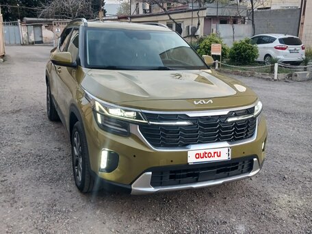 2023 Kia Seltos I Рестайлинг, зелёный, 2490000 рублей, вид 3
