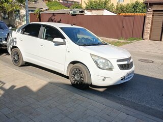2013 Chevrolet Cobalt II, белый, 550000 рублей, вид 2