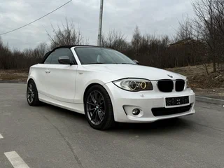2011 BMW 1 серии 120i I (E82/E88) Рестайлинг 2, белый, 1680000 рублей, вид 3