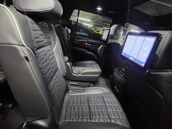 2021 Cadillac Escalade V, чёрный, 12000000 рублей - вид 20