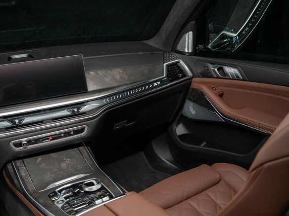 2026 BMW X7 40d I (G07) Рестайлинг, серый, 18490000 рублей - вид 17