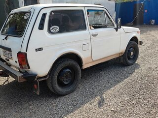 1998 Lada (ВАЗ) 2121 (4x4) I Рестайлинг, белый, 190000 рублей, вид 2