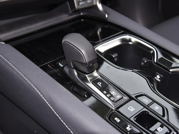 2025 Lexus RX 300 V, серебристый, 7780000 рублей - вид 13