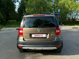 2012 Skoda Yeti I, коричневый, 1750000 рублей, вид 3