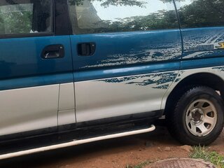 1997 Mitsubishi Delica IV, зелёный, 1150000 рублей, вид 2