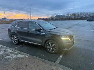 2023 Kia Sorento IV, чёрный, 3950000 рублей, вид 3