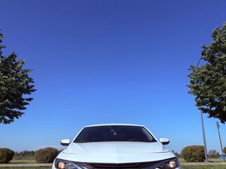 2019 Chevrolet Malibu IX Рестайлинг, белый, 1499900 рублей, вид 3