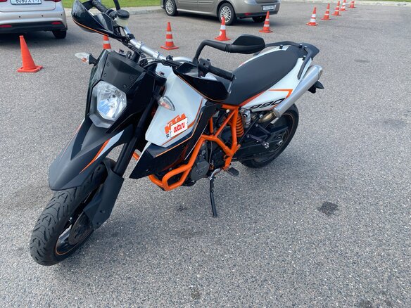 2014 KTM 990 SM, оранжевый, 710000 рублей - вид 5