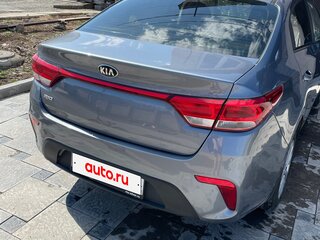 2018 Kia Rio IV, серый, 1340000 рублей, вид 2