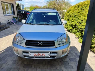 2002 Toyota RAV4 II (XA20), серебристый, 600000 рублей, вид 1
