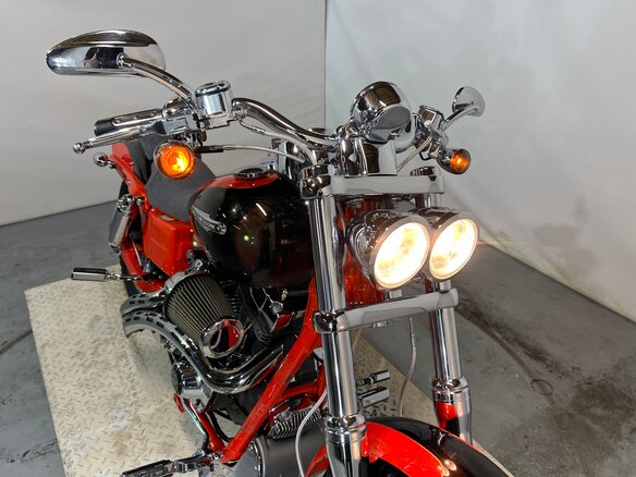 2009 Harley-Davidson CVO, красный, 2100000 рублей - вид 4