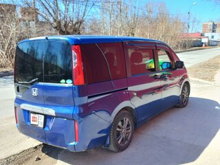 2016 Honda Stepwgn V, синий, 1850000 рублей, вид 4