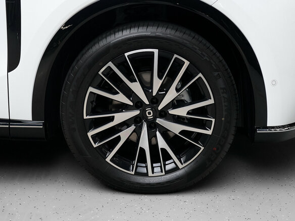 2026 Changan Qiyuan Q07 31.7 kWh, белый, 3690000 рублей - вид 11