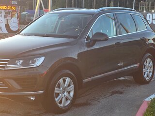 2016 Volkswagen Touareg II Рестайлинг, коричневый, 2490000 рублей, вид 1