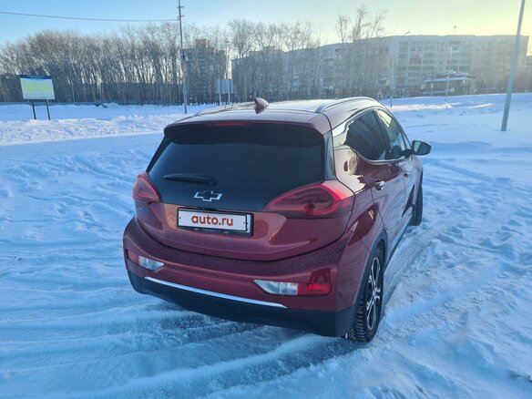 2018 Chevrolet Bolt I, красный, 2300000 рублей - вид 6