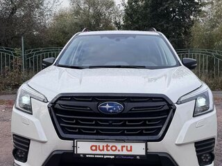 2021 Subaru Forester V Рестайлинг, белый, 5500000 рублей, вид 3