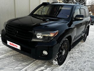 2013 Toyota Land Cruiser 200 Series Рестайлинг 1, чёрный, 4500000 рублей, вид 1