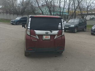 2019 Toyota Tank I, красный, 1450000 рублей, вид 5