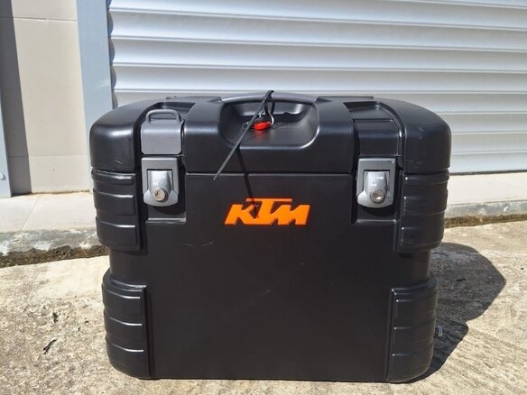 2011 KTM 990 SM, оранжевый, 800000 рублей - вид 27
