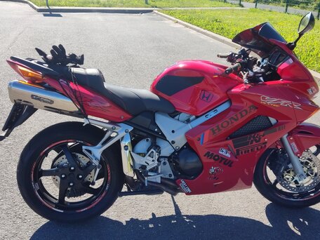 2002 Honda VFR 800, красный, 480000 рублей, вид 2