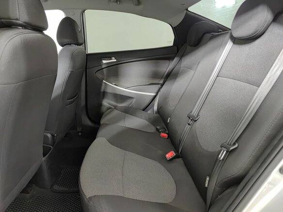 2013 Hyundai Solaris I, серебристый, 579090 рублей - вид 11