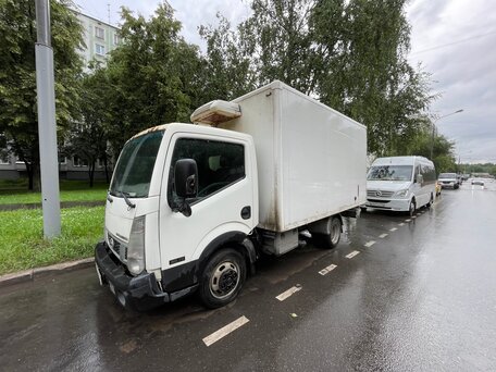 2015 Nissan Cabstar, белый, 1000000 рублей, вид 2