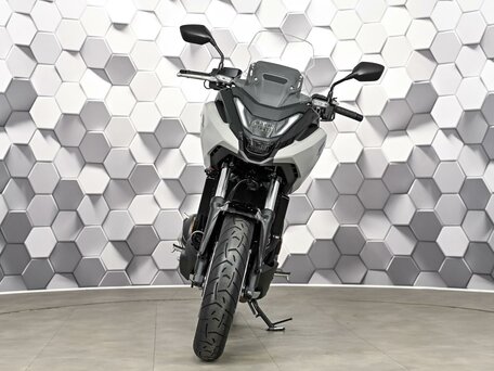 2025 Honda NC 750X, серый, 1299000 рублей, вид 5