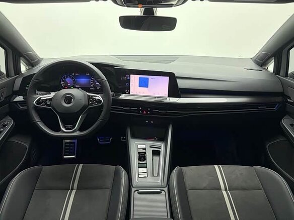 2023 Volkswagen Golf VIII, серый, 2346000 рублей - вид 5