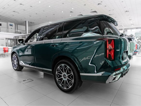 2026 GAC GS8 II, зелёный, 5349000 рублей - вид 3