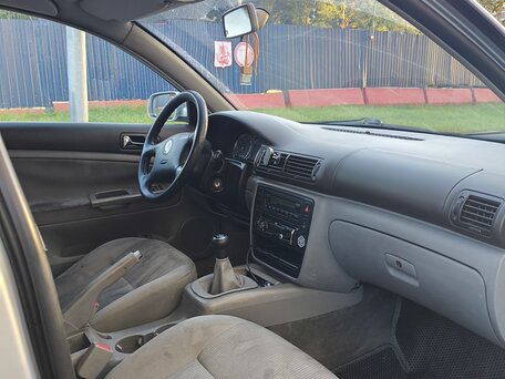 2001 Volkswagen Passat B5 Рестайлинг, белый, 260000 рублей, вид 5