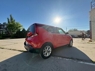 2019 Kia Soul III, красный, 1770000 рублей, вид 4