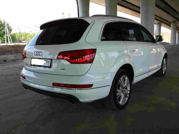 2011 Audi Q7 I (4L) Рестайлинг, белый - вид 3