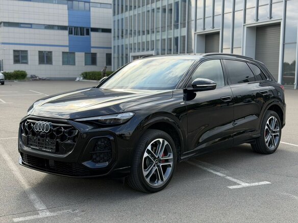 2026 Audi Q5 L III (GU), чёрный - вид 3