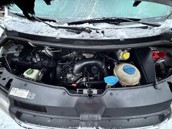 2011 Volkswagen Transporter, белый, 1100000 рублей - вид 13