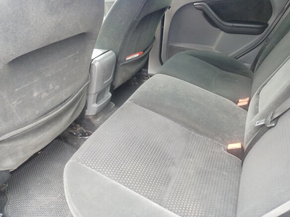 2008 Ford Focus II Рестайлинг, серебристый, 500000 рублей - вид 11