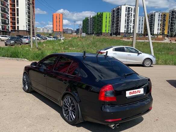 2011 Skoda Octavia II (A5) Рестайлинг, чёрный - вид 1