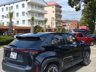 2021 Toyota Yaris Cross I, чёрный, 2200000 рублей, вид 3