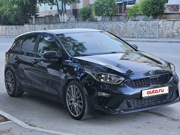 2018 Kia Ceed III, чёрный, 1600000 рублей - вид 1