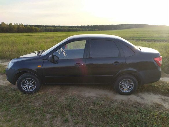 2013 Lada (ВАЗ) Granta I, чёрный - вид 4